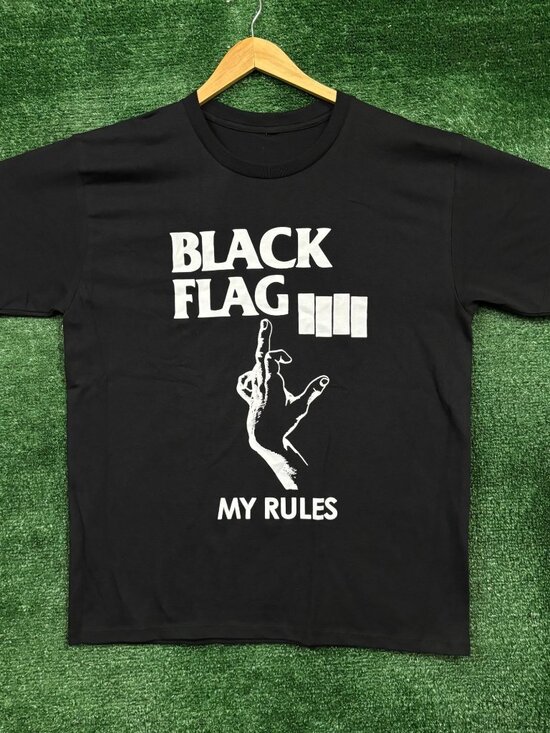Black Flag Everything Went Black My Rules Punk Rock Band T-Shirt Size Large - Picture 1 of 4